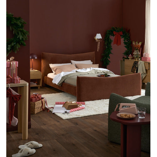 MELA UPHOLSTERED BED
