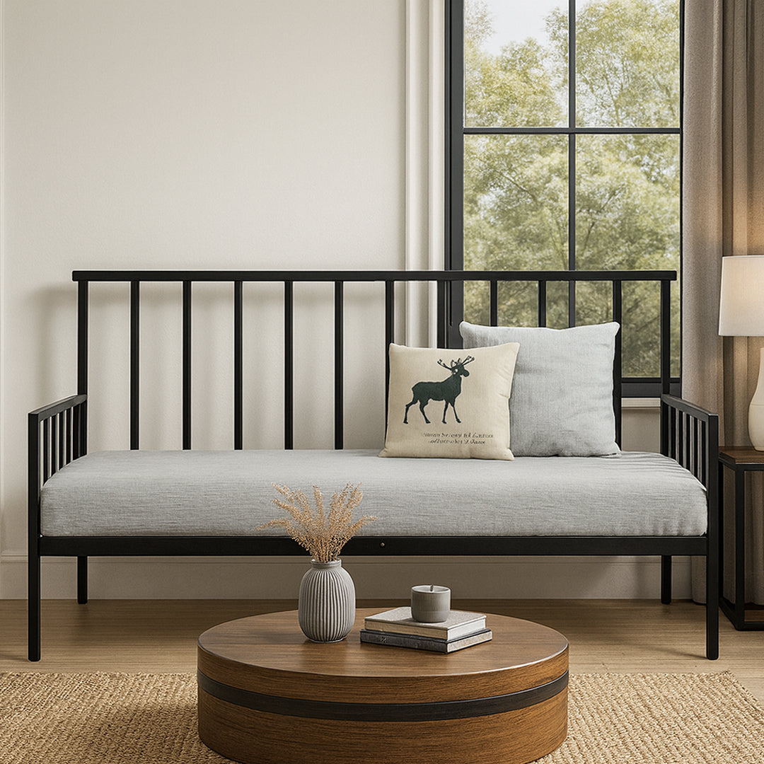 PORTSMOUTH BLACK DAY BED BLACK