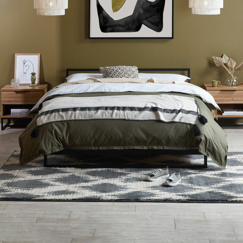QUENTIN METAL BED FRAME