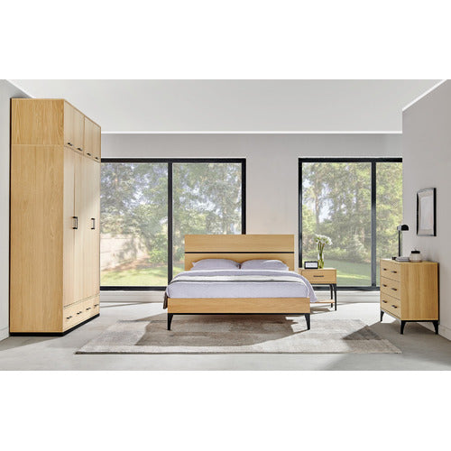 CARRINGTON FURNITURE TRAVIS PLATFORM BED