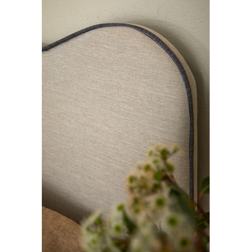ALICE WAVY UPHOLSTERED QUEEN BED