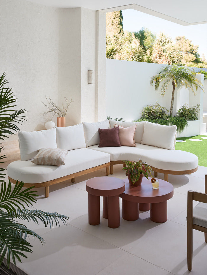 MAKKARI POLYSTONE OUTDOOR COFFEE TABLE