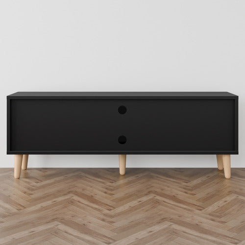 HOXTON ROOM MARAWELL ENTERTAINMENT UNIT