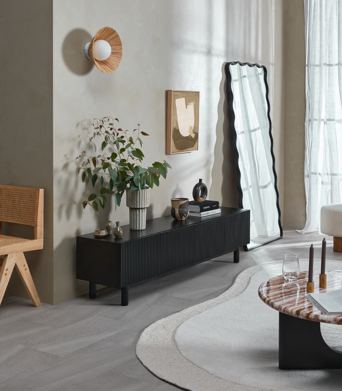 ANIKA MANGO WOOD ENTERTAINMENT UNIT